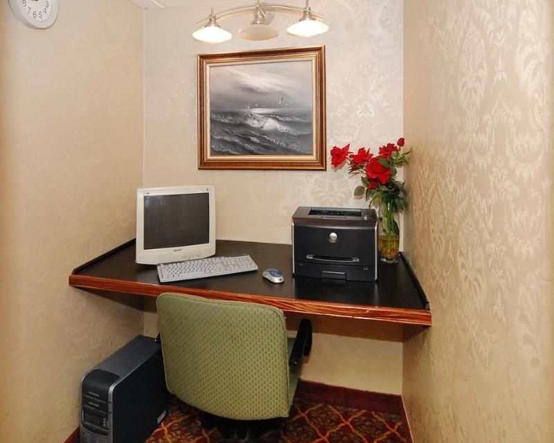 Super 8 By Wyndham Gloucester Gloucester City Exteriér fotografie